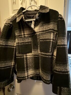 GAP Black and Ivory Plaid Sherpa Coat